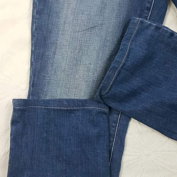 Tommy Hilfiger High Rise Mom's Jeans Size 12 - Picture 6 of 7